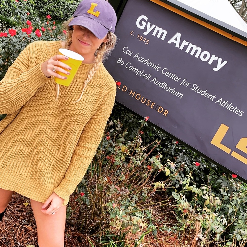 Oversized yellow aerie sweater!